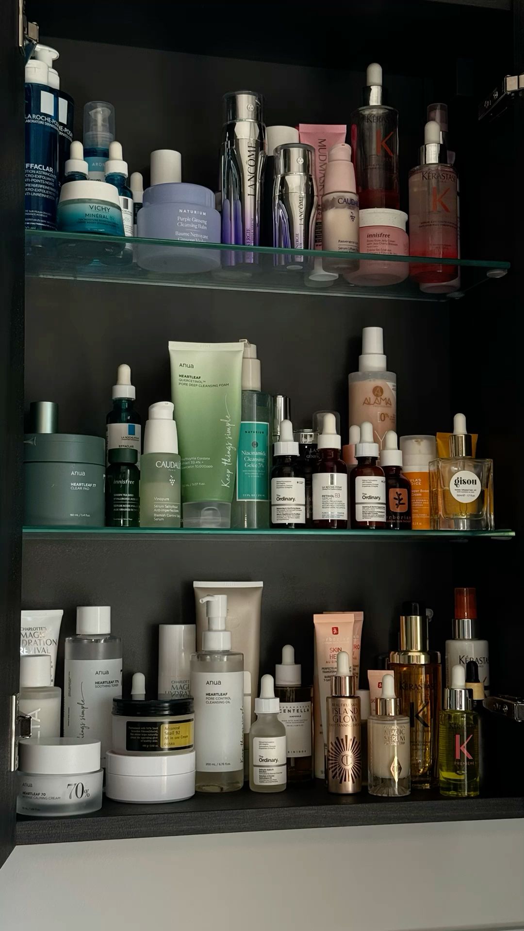 wrong skin care products, overusing skincare, skin irritation, clogged pores, natural skin supplements